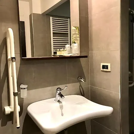 Diamanterosso شقة فندقية تيرني