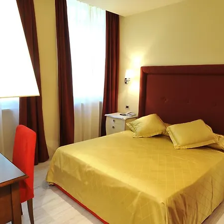 Diamanterosso 3* تيرني