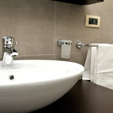 아파트호텔 Diamanterosso 3*